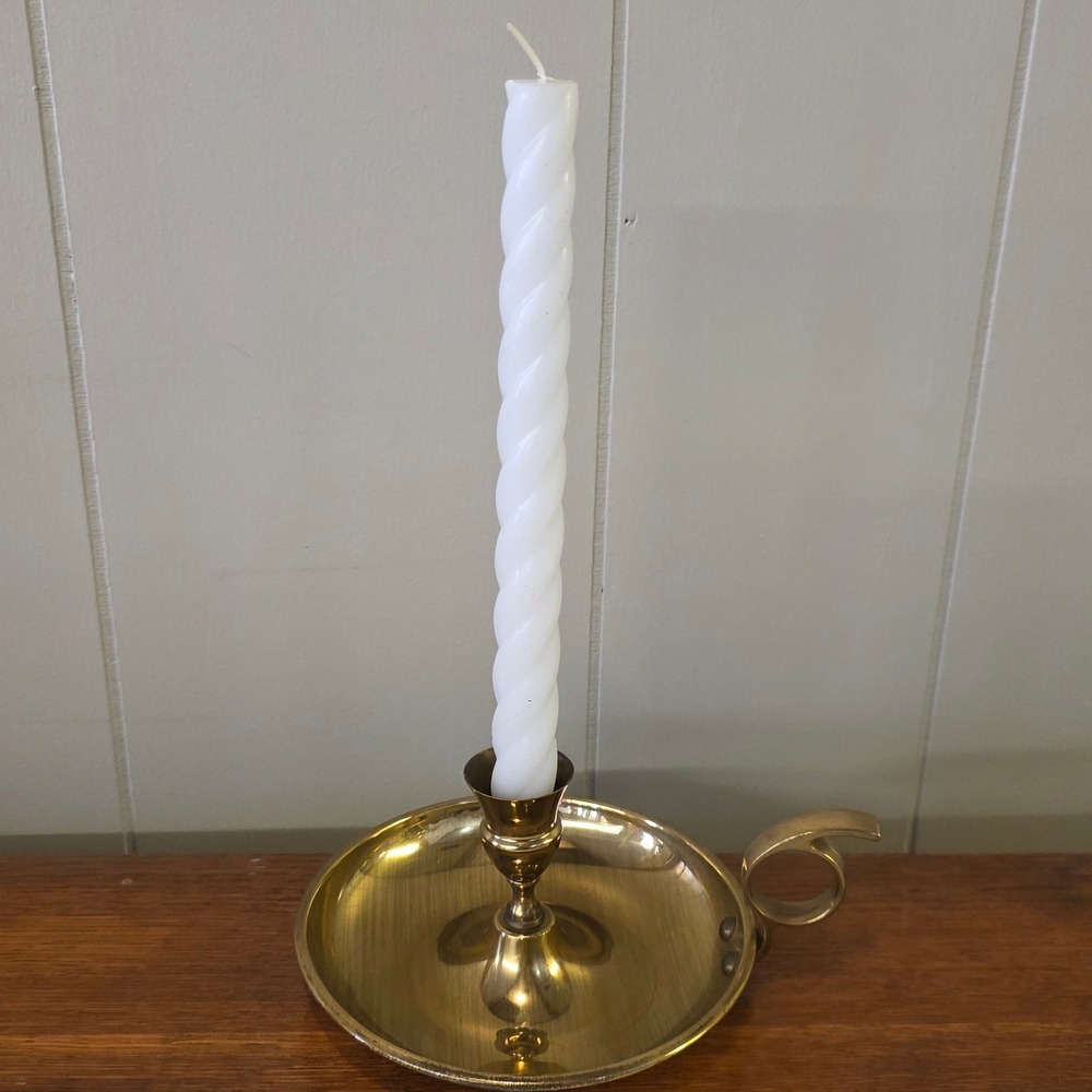 Vintage Brass Chamberstick Candle Holder with Finger Loop Handle Gold‎ Tone
